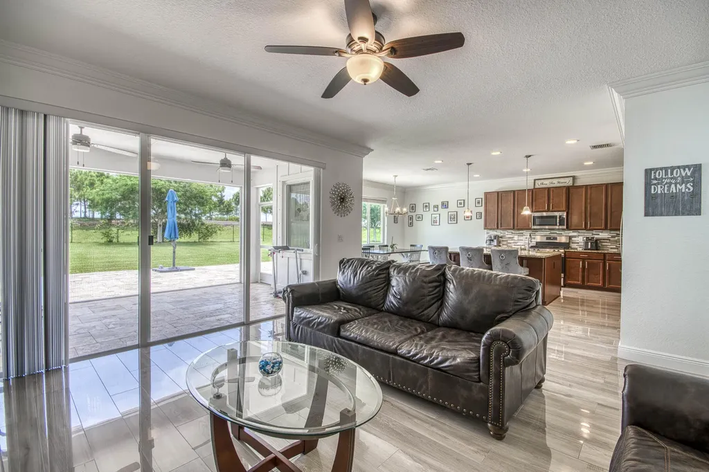 889 Wandering Willow Way Loxahatchee FL 33470