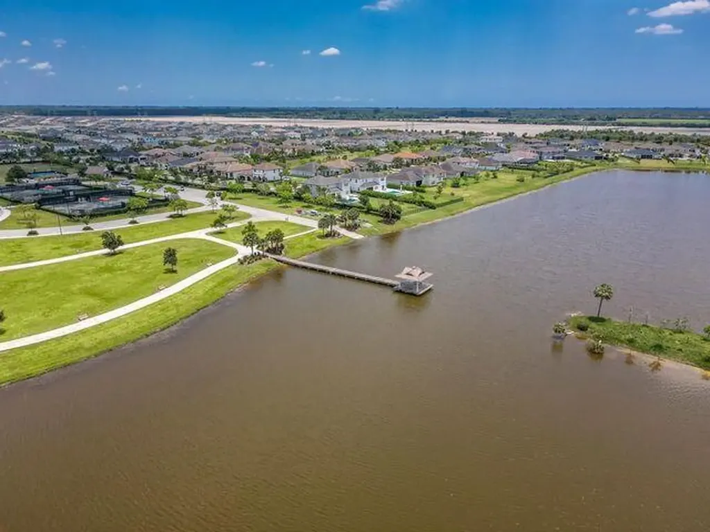 889 Wandering Willow Way Loxahatchee FL 33470