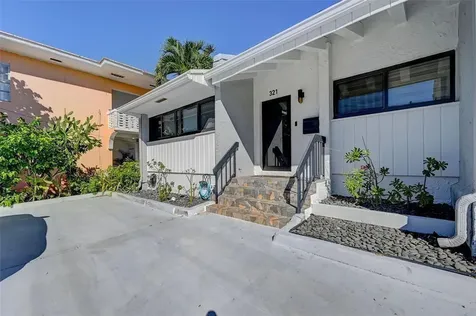 321 Jackson Street Hollywood FL 33019