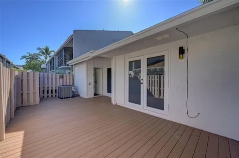 321 Jackson Street Hollywood FL 33019