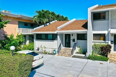 321 Jackson Street Hollywood FL 33019