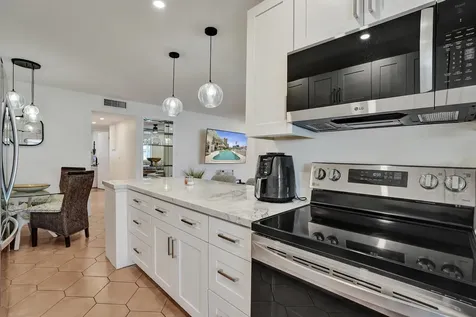2866 NE 30th Street Fort Lauderdale FL 33306