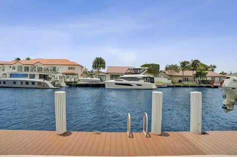 2866 NE 30th Street Fort Lauderdale FL 33306