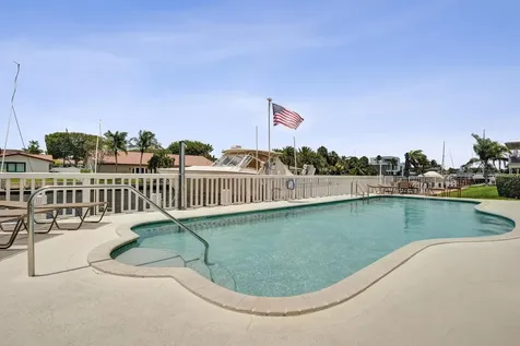2866 NE 30th Street Fort Lauderdale FL 33306
