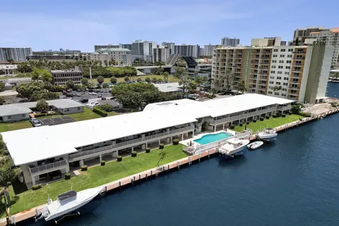 2866 NE 30th Street Fort Lauderdale FL 33306
