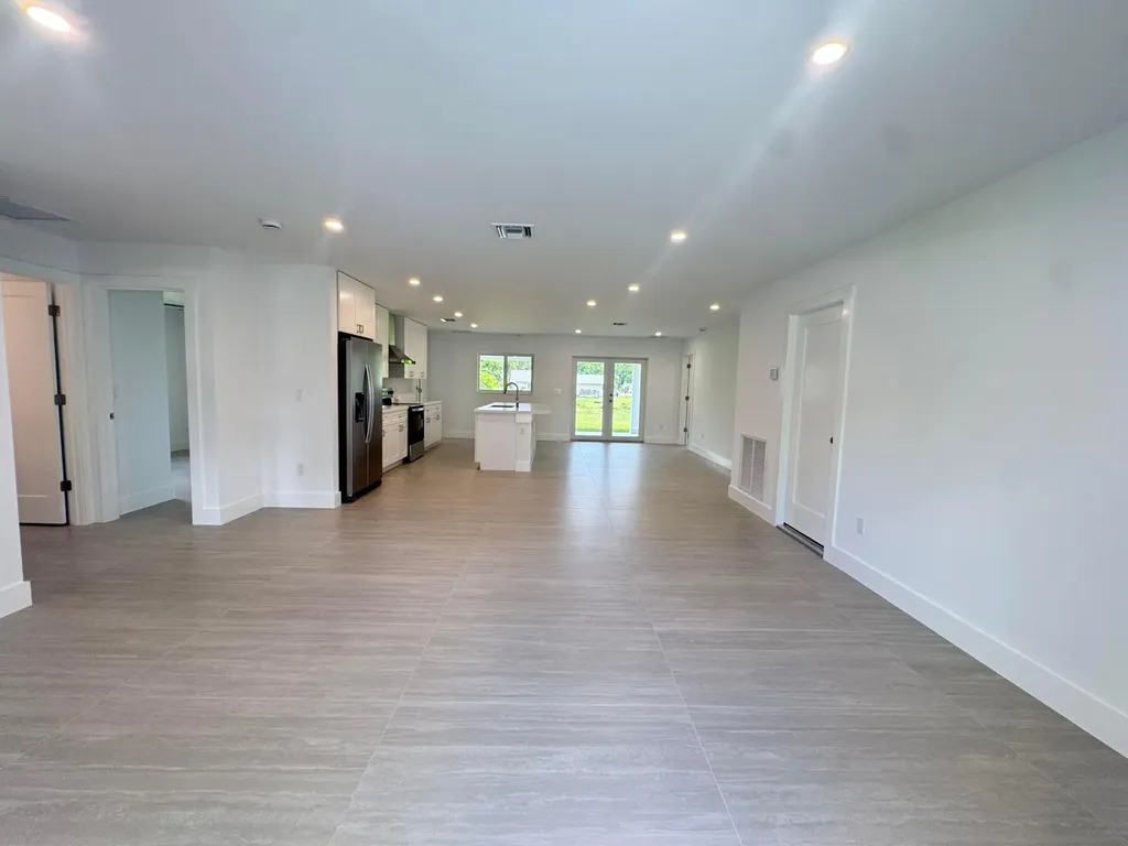 13177 47th Court N The Acreage FL 33411
