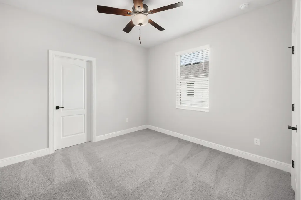 1079 SW Placetas Avenue Port St Lucie FL 34953