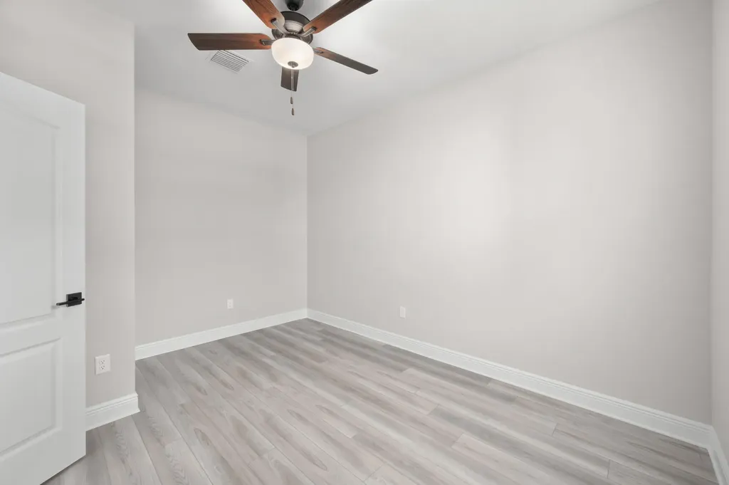 1079 SW Placetas Avenue Port St Lucie FL 34953