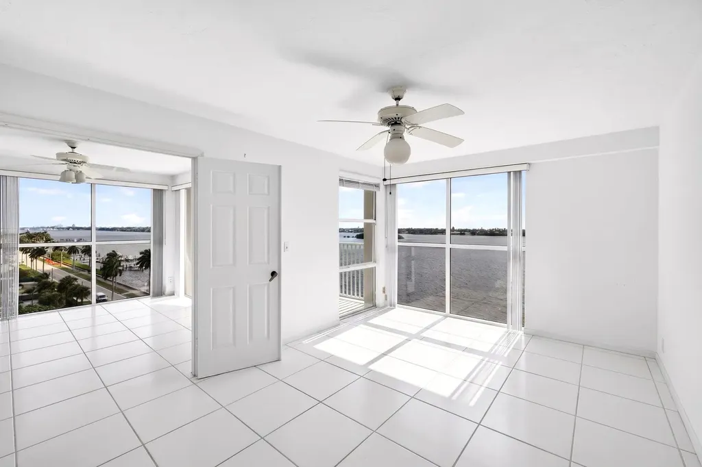 3901 S Flagler Drive West Palm Beach FL 33405