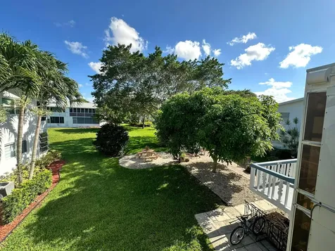 171 Markham H Deerfield Beach FL 33442