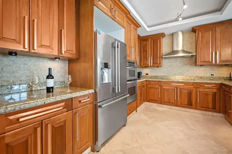 48 Hendricks Isle Fort Lauderdale FL 33301