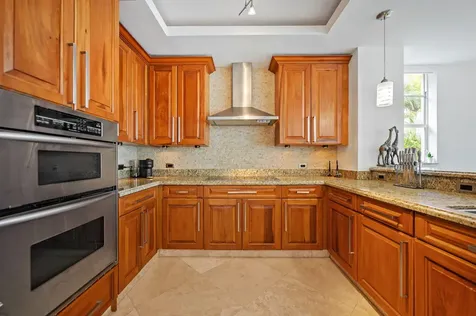 48 Hendricks Isle Fort Lauderdale FL 33301