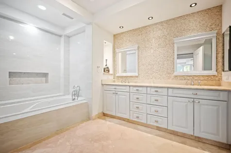 48 Hendricks Isle Fort Lauderdale FL 33301
