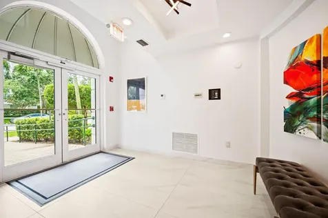 48 Hendricks Isle Fort Lauderdale FL 33301