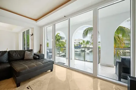 48 Hendricks Isle Fort Lauderdale FL 33301