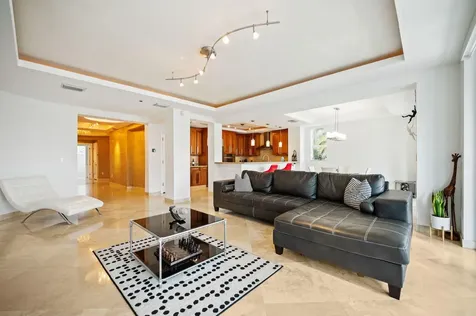 48 Hendricks Isle Fort Lauderdale FL 33301