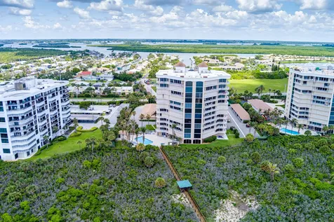 2900 N Highway Hutchinson Island FL 34949