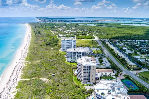 2900 N Highway Hutchinson Island FL 34949