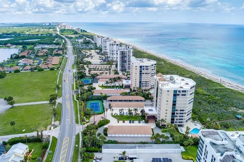 2900 N Highway Hutchinson Island FL 34949