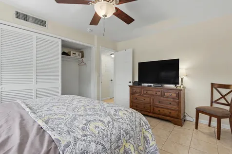 2455 NE 51st Street Fort Lauderdale FL 33308