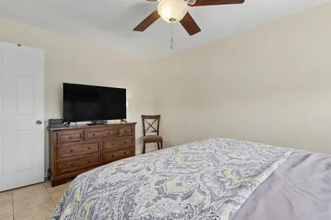 2455 NE 51st Street Fort Lauderdale FL 33308