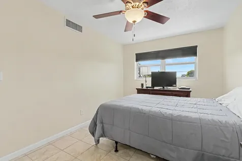 2455 NE 51st Street Fort Lauderdale FL 33308