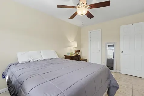 2455 NE 51st Street Fort Lauderdale FL 33308