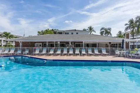 2455 NE 51st Street Fort Lauderdale FL 33308
