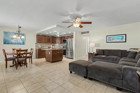 2455 NE 51st Street Fort Lauderdale FL 33308