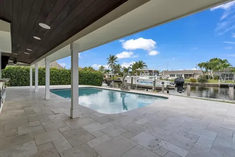 925 SE 10th Street Pompano Beach FL 33060