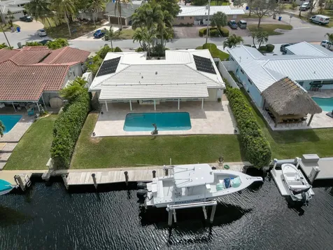 925 SE 10th Street Pompano Beach FL 33060