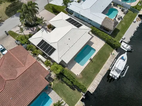 925 SE 10th Street Pompano Beach FL 33060