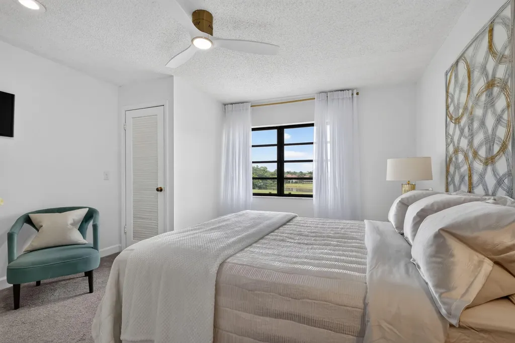 21219 Lago Circle Boca Raton FL 33433