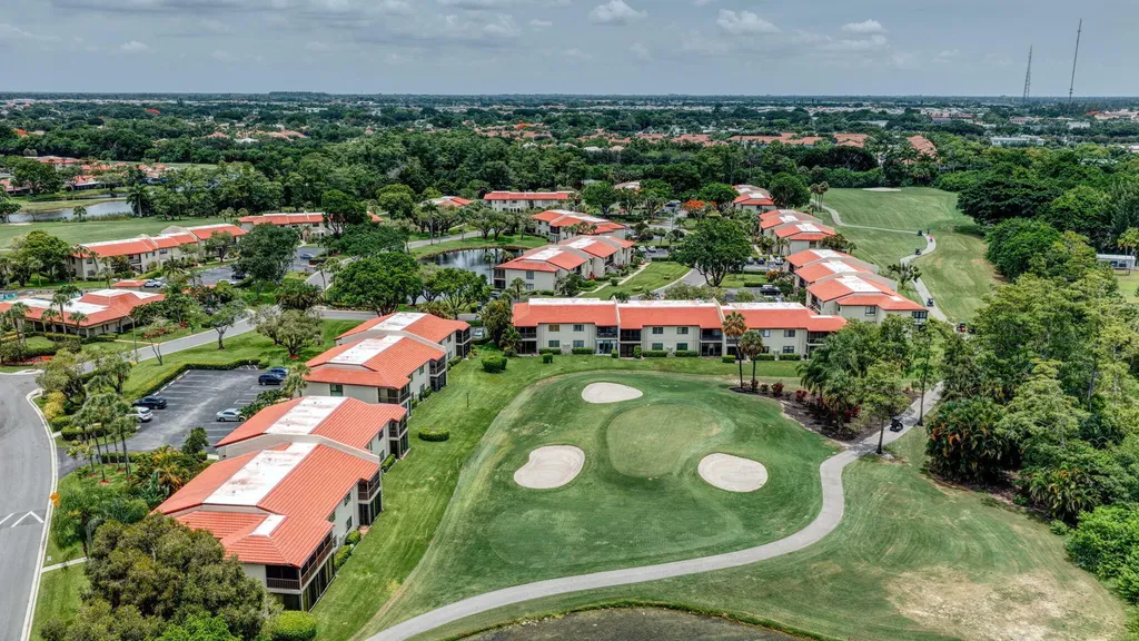 21219 Lago Circle Boca Raton FL 33433