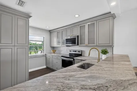 21219 Lago Circle Boca Raton FL 33433