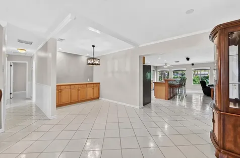 313 Poe Drive Palm Springs FL 33461