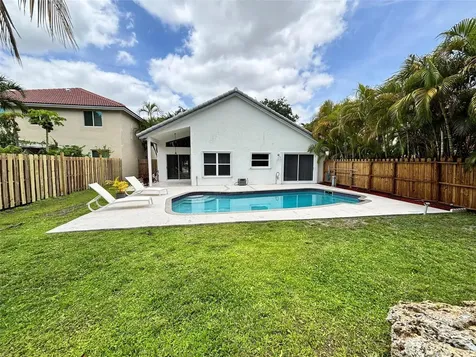 2990 NW 68th Avenue Margate FL 33063