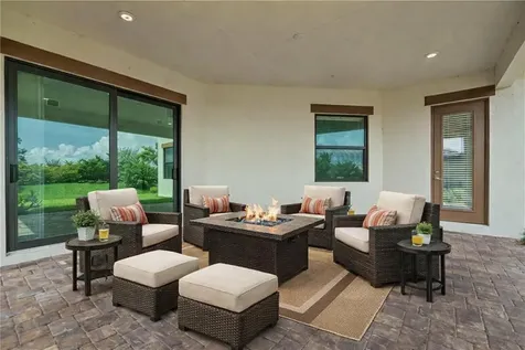 12175 N Baypoint Circle Parkland FL 33076