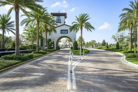 12175 N Baypoint Circle Parkland FL 33076