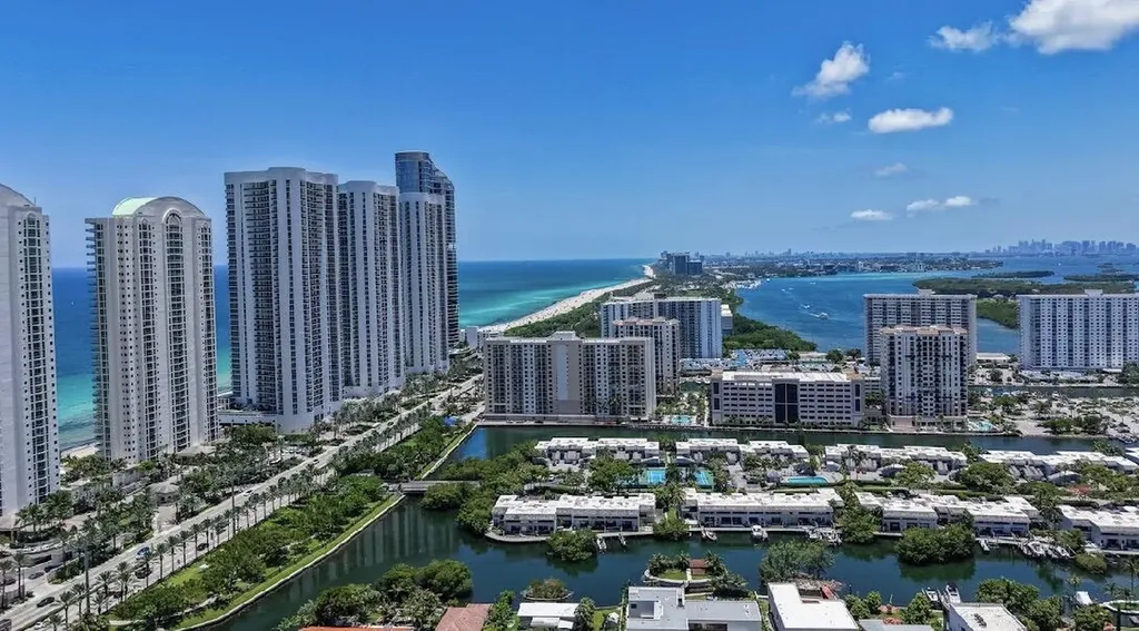 330 Sunny Isle Boulevard Sunny Isles Beach FL 33160
