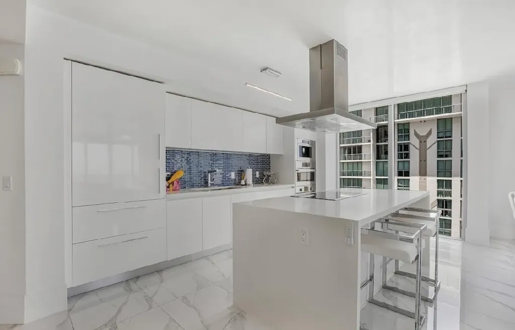 330 Sunny Isle Boulevard Sunny Isles Beach FL 33160
