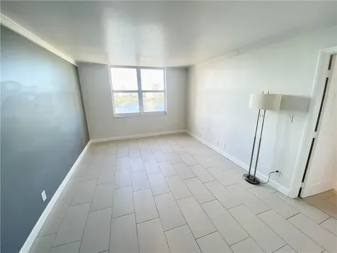 1 Las Olas Circle Fort Lauderdale FL 33316