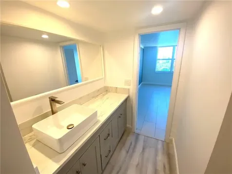 1 Las Olas Circle Fort Lauderdale FL 33316