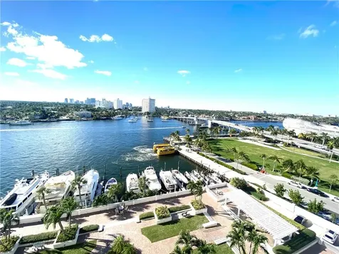 1 Las Olas Circle Fort Lauderdale FL 33316
