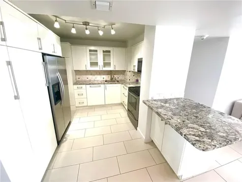 1 Las Olas Circle Fort Lauderdale FL 33316