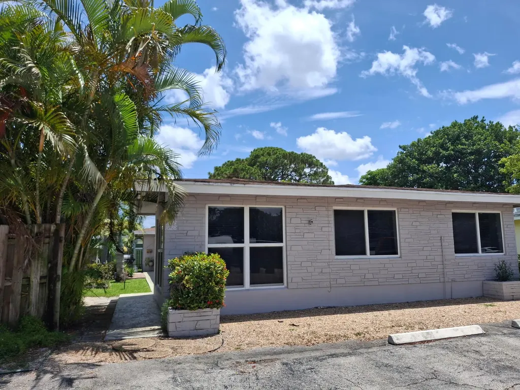 1624 NE 25th Street Wilton Manors FL 33305