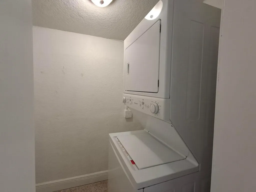 1624 NE 25th Street Wilton Manors FL 33305