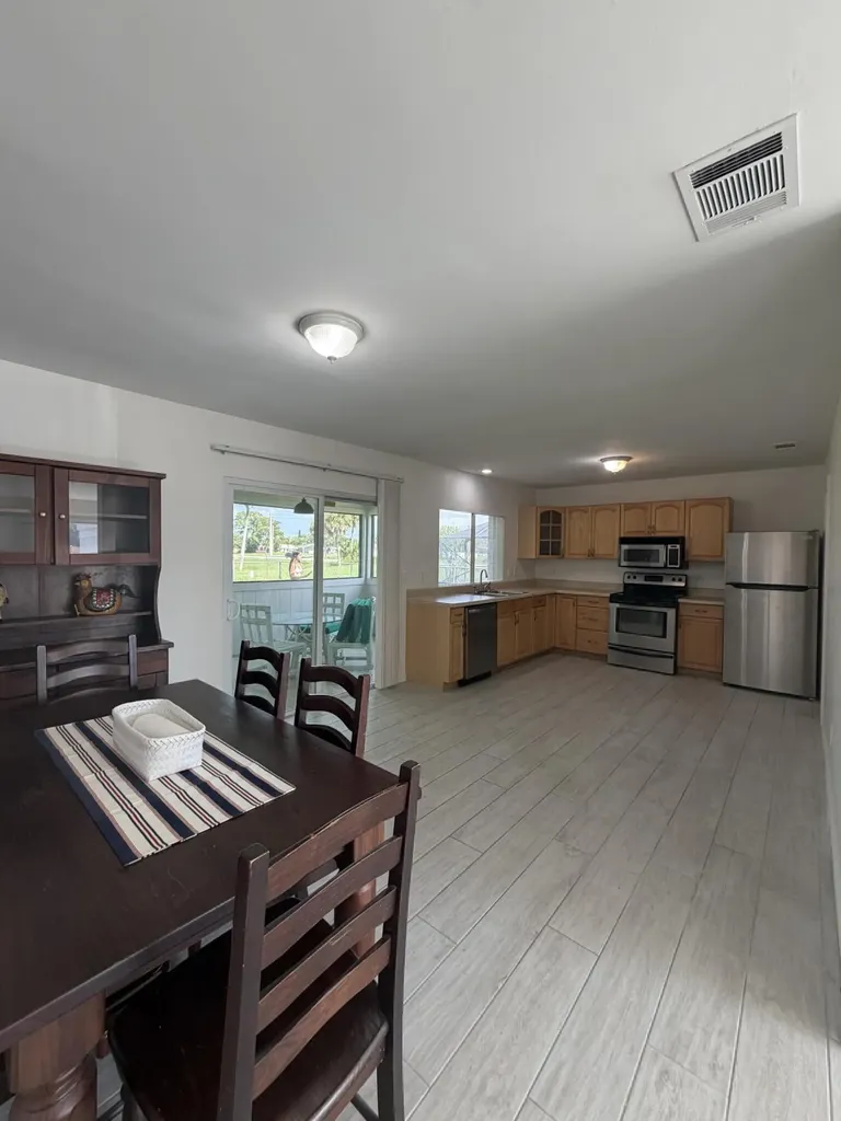 1812 SE Elkhart Terrace Port St Lucie FL 34952