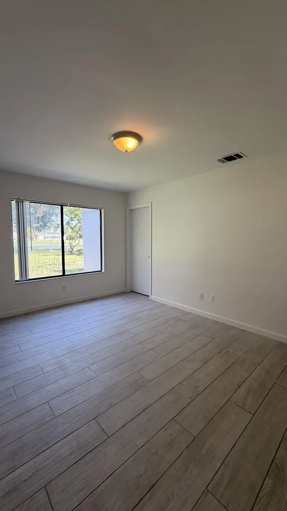 1812 SE Elkhart Terrace Port St Lucie FL 34952