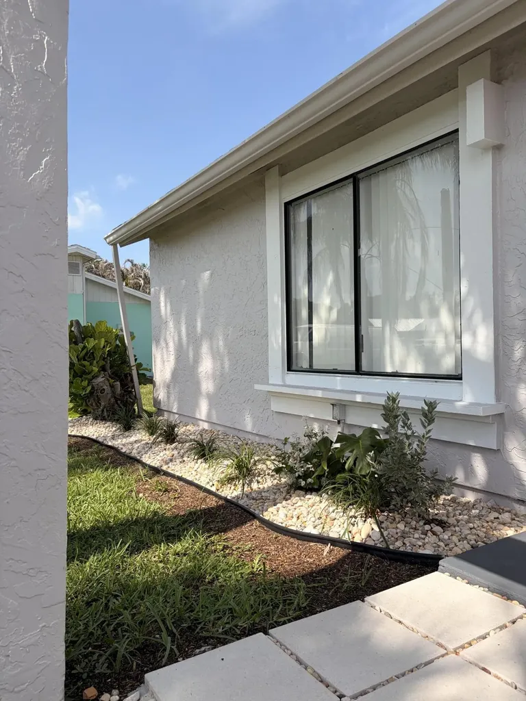 1812 SE Elkhart Terrace Port St Lucie FL 34952